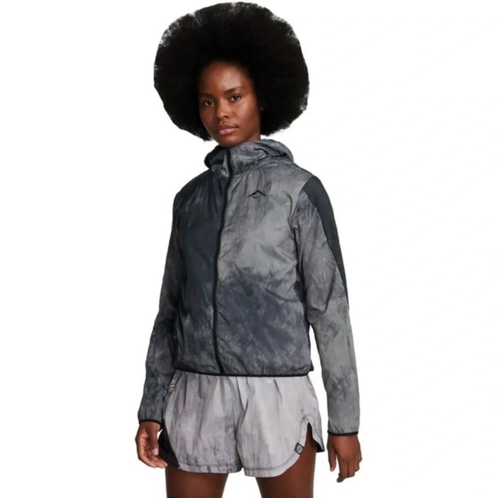 Nike Trail Repel Jacket Women - black/black FN6853-010 SIZE LG